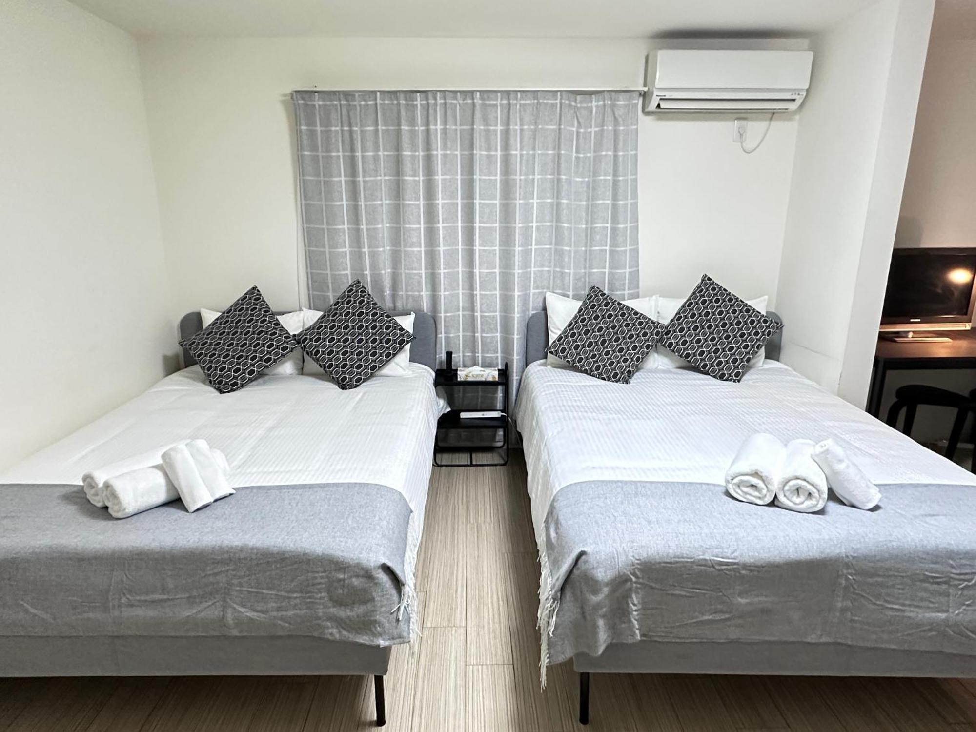 In Kiyomizu, Walk 5 Minutes Kiyomizu Temple, Washmachine, Kitchen, Tv In Room&bathroom, 3 Cars Free Parking Aparthotel Kyoto