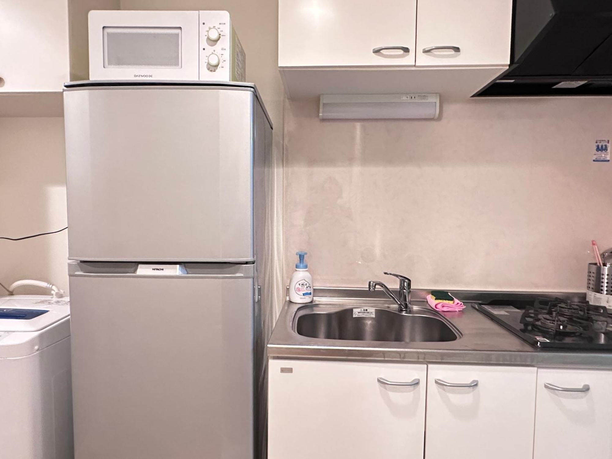 Aparthotel In Kiyomizu, Walk 5 Minutes Kiyomizu Temple, Washmachine, Kitchen, Tv In Room&bathroom, 3 Cars Free Parking *