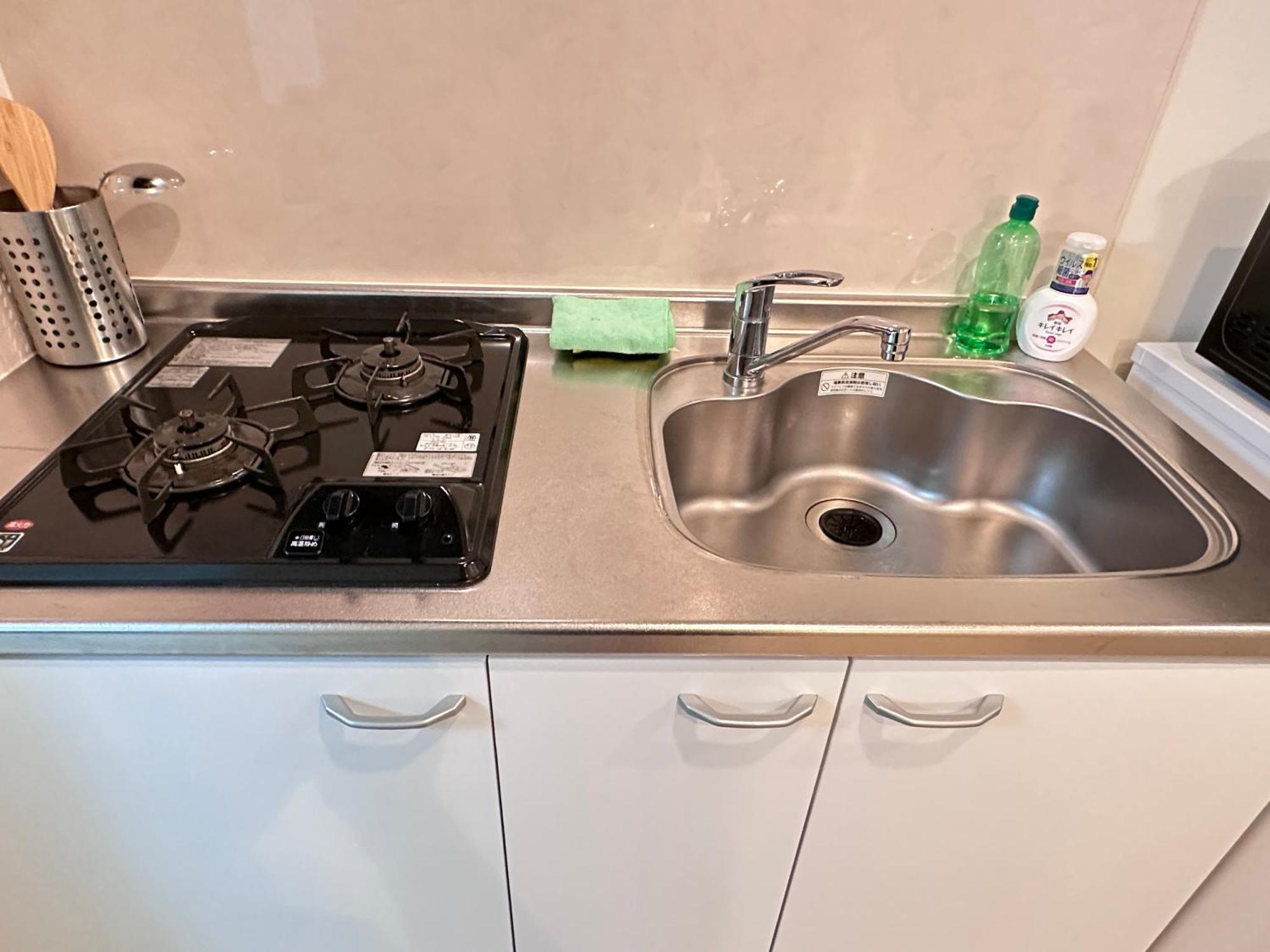 In Kiyomizu, Walk 5 Minutes Kiyomizu Temple, Washmachine, Kitchen, Tv In Room&bathroom, 3 Cars Free Parking *