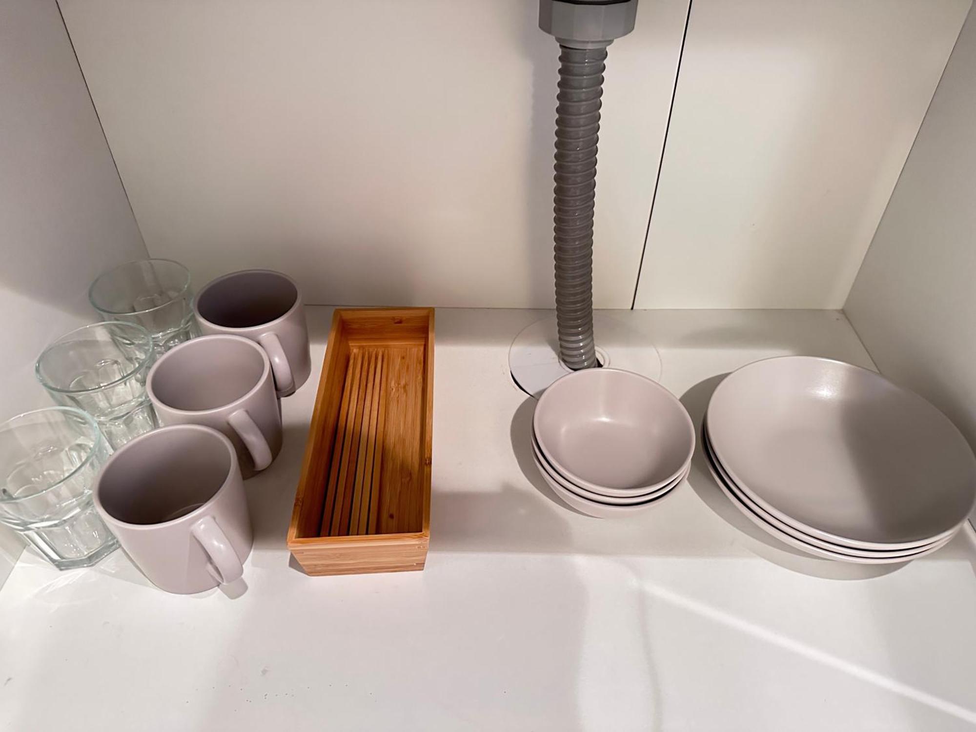 In Kiyomizu, Walk 5 Minutes Kiyomizu Temple, Washmachine, Kitchen, Tv In Room&bathroom, 3 Cars Free Parking *